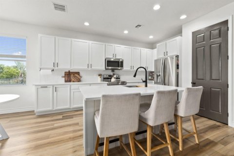 Casa en venta en Port St. Lucie, Florida, 3 dormitorios, 189.43 m2 № 2078287 - foto 10