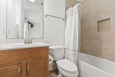 Casa en venta en Port St. Lucie, Florida, 3 dormitorios, 189.43 m2 № 2078287 - foto 18