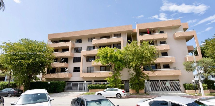 Condo à Miami Beach, Floride, 2 chambres  № 1947218