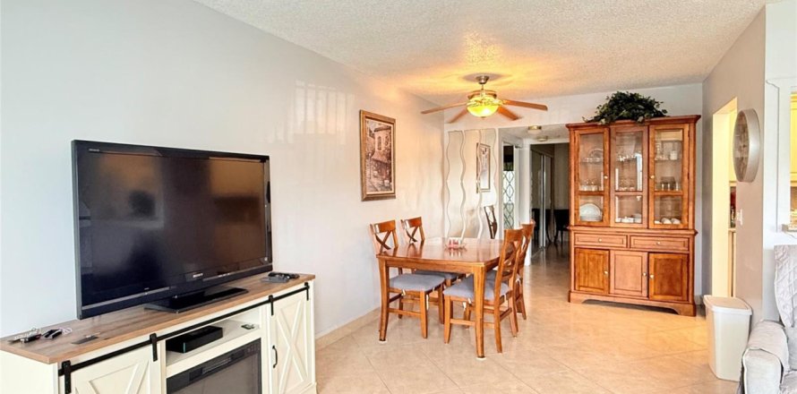 Studio in the Condo in Deerfield Beach, Florida  № 2253270