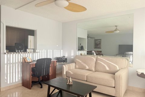 Studio in the Condo in Deerfield Beach, Florida  № 2253270 - photo 8