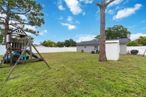 House in Orlando, Florida 3 bedrooms, 115.2 sq.m. № 2349177 - photo 27