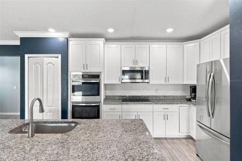 Casa en venta en Palm Bay, Florida, 5 dormitorios, 304.53 m2 № 2381036 - foto 11