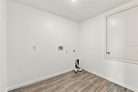 Casa en venta en Palm Bay, Florida, 5 dormitorios, 304.53 m2 № 2381036 - foto 30