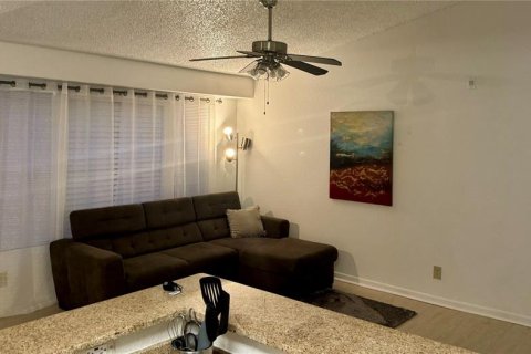 Appartement à louer à Orlando, Floride: 2 chambres, 90.21 m2 № 1420796 - photo 5