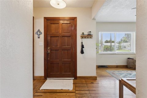 Villa ou maison à vendre à Tavares, Floride: 2 chambres, 140.84 m2 № 2299631 - photo 7