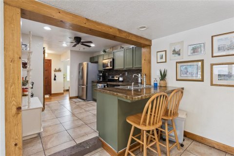 Villa ou maison à vendre à Tavares, Floride: 2 chambres, 140.84 m2 № 2299631 - photo 20