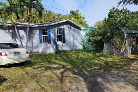 Villa ou maison à vendre à Miami, Floride: 3 chambres, 145.67 m2 № 1985461 - photo 17