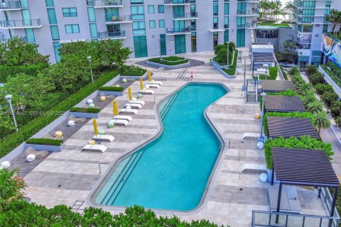 Condominio en venta en Miami, Florida, 1 dormitorio, 57.79 m2 № 1982909 - foto 20