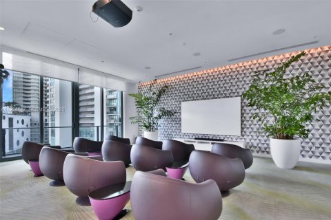 Condominio en venta en Miami, Florida, 1 dormitorio, 57.79 m2 № 1982909 - foto 28