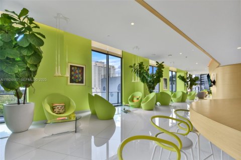 Condominio en venta en Miami, Florida, 1 dormitorio, 57.79 m2 № 1982909 - foto 26
