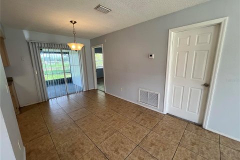 Villa ou maison à vendre à Orlando, Floride: 4 chambres, 146.51 m2 № 2349618 - photo 8