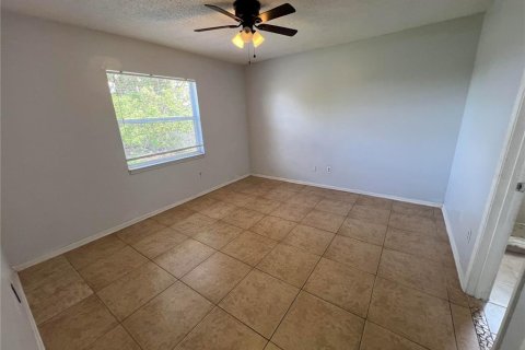 Villa ou maison à vendre à Orlando, Floride: 4 chambres, 146.51 m2 № 2349618 - photo 5