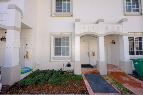 Condo in Palmetto Bay, Florida, 2 bedrooms  № 1997829 - photo 10