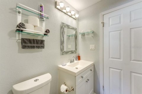 Villa ou maison à vendre à Tavares, Floride: 3 chambres, 162.76 m2 № 1873366 - photo 15