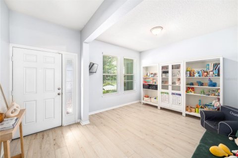 Townhouse in Winter Garden, Florida 3 bedrooms, 172.15 sq.m. № 1801675 - photo 3