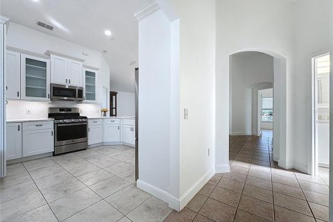 House in Davenport, Florida 3 bedrooms, 127.46 sq.m. № 2379361 - photo 14