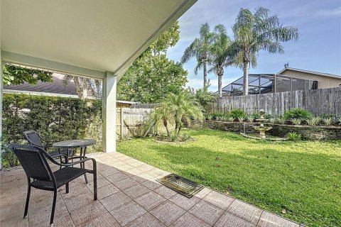 House in Davenport, Florida 3 bedrooms, 127.46 sq.m. № 2379361 - photo 4