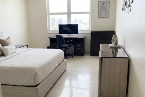 Купить кондоминиум в Санни-Айлс-Бич, Флорида 4 комнаты, 143.44м2, № 2043918 - фото 9