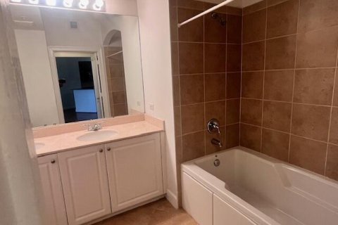 Купить кондоминиум в Бойнтон-Бич, Флорида 7 комнат, 108.14м2, № 2085237 - фото 9