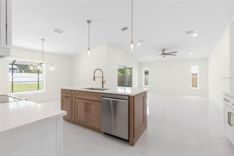 Casa en venta en Palm Coast, Florida, 3 dormitorios, 159.42 m2 № 2195939 - foto 16