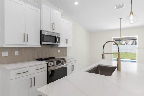 Casa en venta en Palm Coast, Florida, 3 dormitorios, 159.42 m2 № 2195939 - foto 21