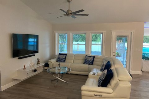 Villa ou maison à vendre à St. Lucie, Floride: 3 chambres, 142.51 m2 № 2415647 - photo 11