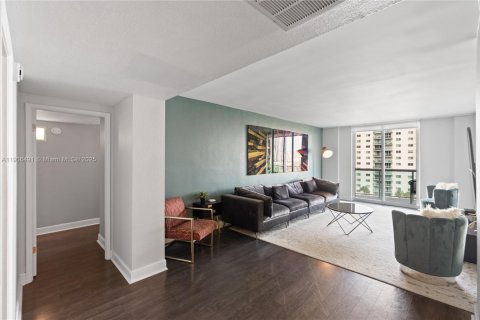 Condominio en venta en Sunny Isles Beach, Florida, 3 dormitorios, 154.68 m2 № 1964920 - foto 2