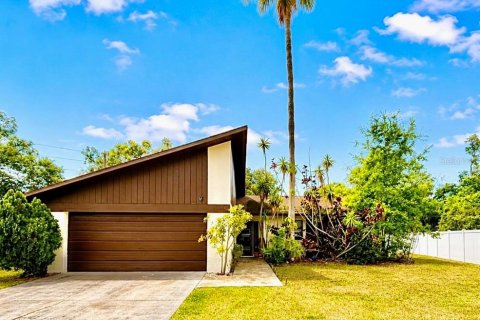 Villa ou maison à New Port Richey, Floride 3 chambres, 139.54 m2 № 2111322