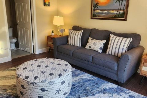 Купить виллу или дом в Сент-Луси, Флорида 6 спален, 355.26м2, № 2006366 - фото 14