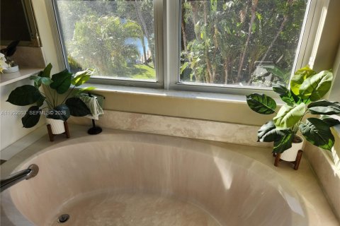 Купить виллу или дом в Сент-Луси, Флорида 6 спален, 355.26м2, № 2006366 - фото 11