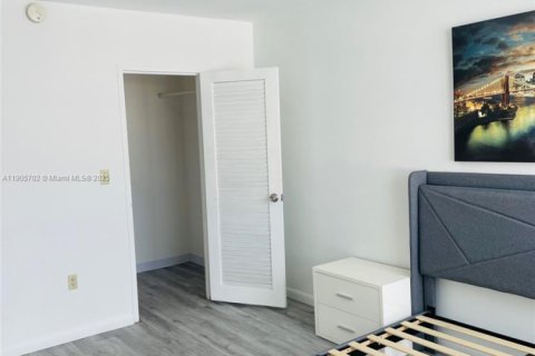 Снять в аренду кондоминиум в Майами-Бич, Флорида 1 спальня, 67.45м2, № 1956386 - фото 14