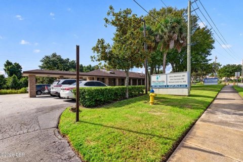 Immobilier commercial à vendre à Ormond Beach, Floride: 218.69 m2 № 2425430 - photo 2