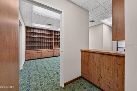 Immobilier commercial à vendre à Ormond Beach, Floride: 218.69 m2 № 2425430 - photo 8
