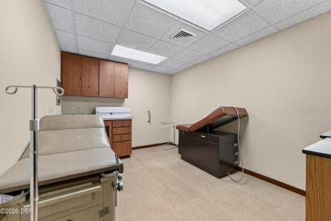 Immobilier commercial à vendre à Ormond Beach, Floride: 218.69 m2 № 2425430 - photo 18