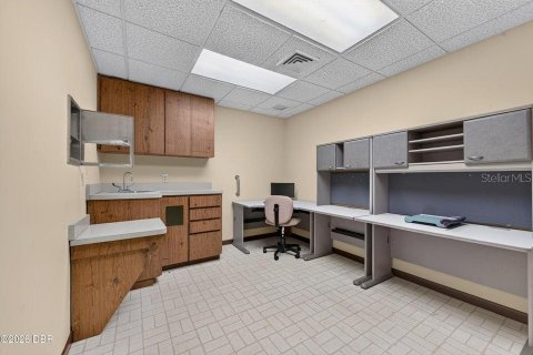Immobilier commercial à vendre à Ormond Beach, Floride: 218.69 m2 № 2425430 - photo 19
