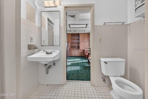Immobilier commercial à vendre à Ormond Beach, Floride: 218.69 m2 № 2425430 - photo 23