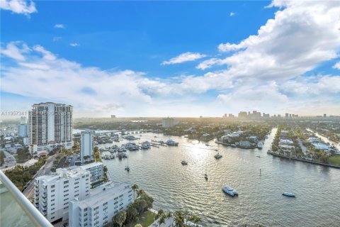 Condo in Fort Lauderdale, Florida, 2 bedrooms  № 2020998