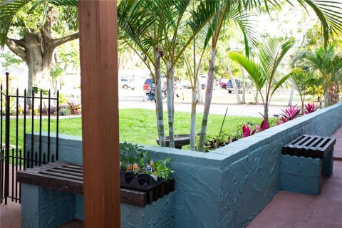 Casa en venta en Largo, Florida, 5 dormitorios, 273.5 m2 № 1662526 - foto 13
