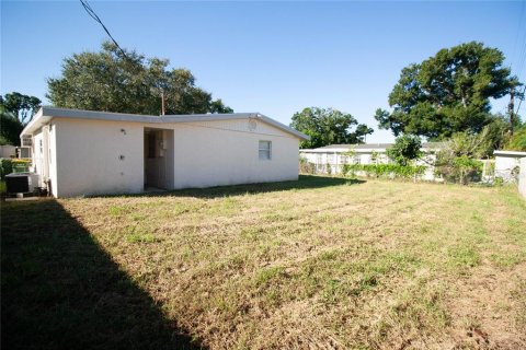 Villa ou maison à louer à Sarasota, Floride: 3 chambres, 132.48 m2 № 2425372 - photo 21