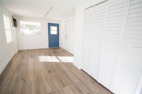 Villa ou maison à louer à Sarasota, Floride: 3 chambres, 132.48 m2 № 2425372 - photo 20