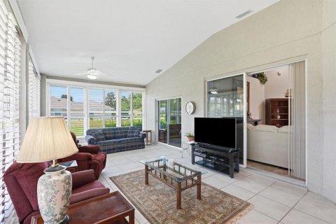 Villa ou maison à vendre à Lady Lake, Floride: 3 chambres, 171.87 m2 № 2209264 - photo 25