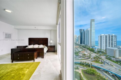 Condo in Sunny Isles Beach, Florida, 4 bedrooms  № 1593631 - photo 26