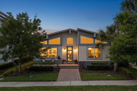 House in Orlando, Florida 3 bedrooms, 188.22 sq.m. № 2114750