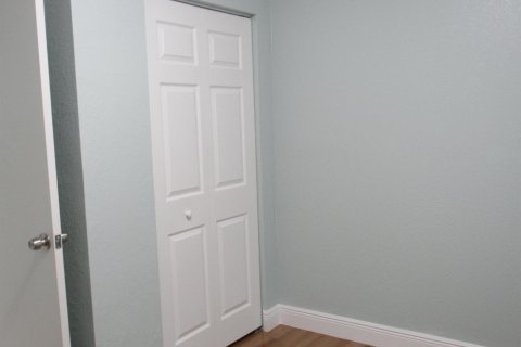 House in West Palm Beach, Florida 3 bedrooms, 97.55 sq.m. № 2086502 - photo 11
