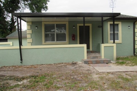 House in West Palm Beach, Florida 3 bedrooms, 97.55 sq.m. № 2086502