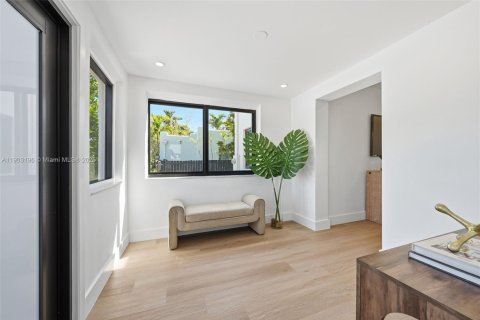 Villa ou maison à vendre à Miami, Floride: 4 chambres № 1955976 - photo 30