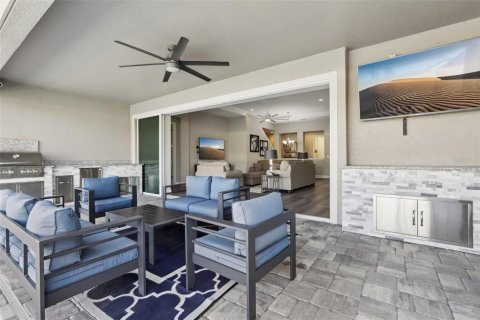 House in Apollo Beach, Florida 4 bedrooms, 301.65 sq.m. № 1680328 - photo 24