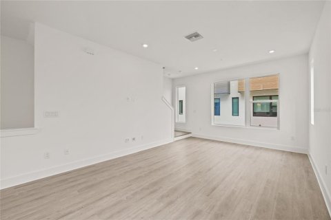 Adosado en venta en Saint Petersburg, Florida, 2 dormitorios, 158.68 m2 № 1884702 - foto 25
