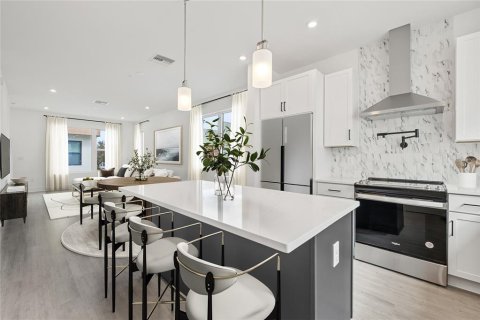 Adosado en venta en Saint Petersburg, Florida, 2 dormitorios, 158.68 m2 № 1884702 - foto 12